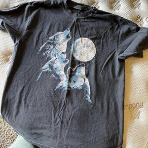 Retro Wolf - Howling Wolf Moon Shirt